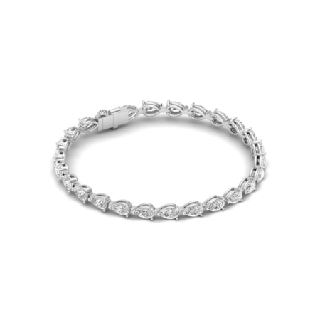 Thye lustro0us pear drop bracelet